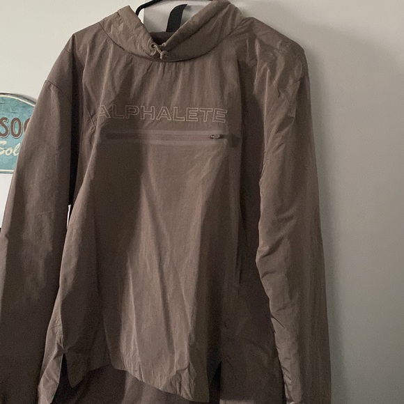 Alphalete Women XL Endure Pullover Jacket (Brown/Greyige) - Picture 2 of 5